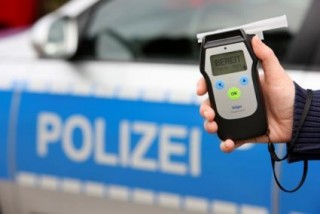 1 polizeipressestelle-rhein-erft-kreis-pol-rek-61-jaehriger-unbelehrbar-pulheim