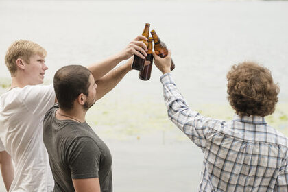 Digitaler Informationsabend – Alkohol, Pubertät und Rausch