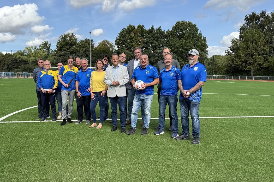 Beste Bedingungen für Fußball und Leichtathletik: Sportpark Stommeln eröffnet