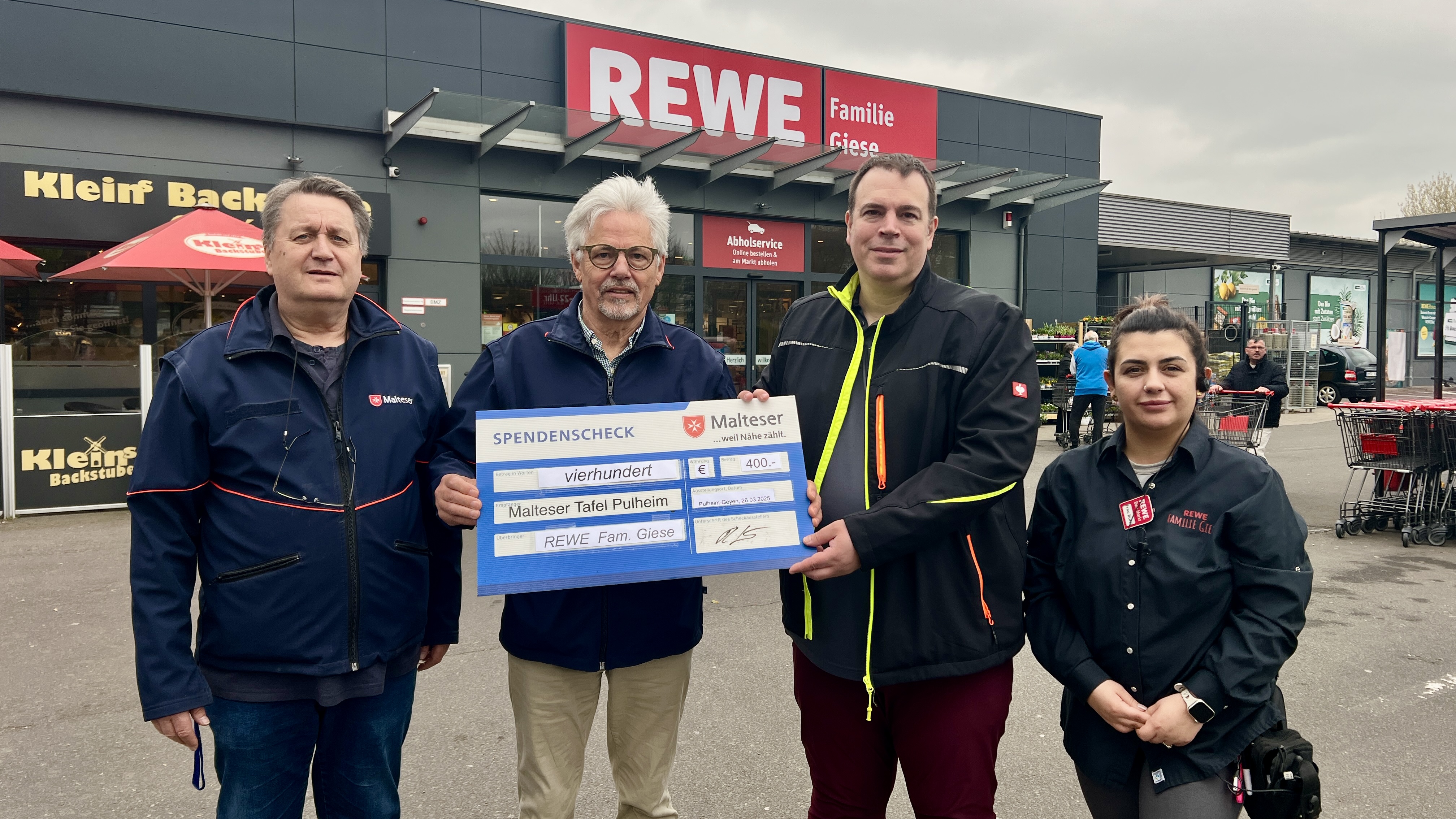 Die Malteser Tafel in Pulheim bedankt sich herzlich bei der Geschäftsleitung der Firma Rewe in Geyen, Familie Giese