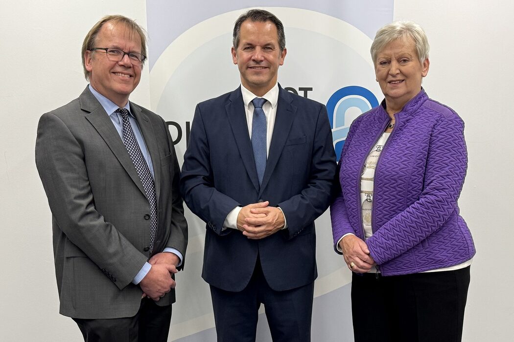 Rat der Stadt Pulheim hat sich konstituiert: Bürgermeister Keppeler vereidigt