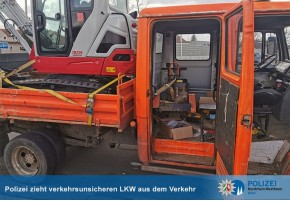 pol k 200305 5 k klebeband und seile hielten marodes baustellenfahrzeug zusammen polizei l sst lkw k