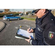 pol rek motorrollerfahrer wurde bei unfall schwerverletzt bergheim