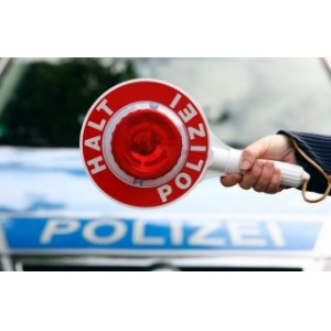pol-rek-170630-2-zwei-bagger-gestohlen-frechen-wuerzburg-biebelried